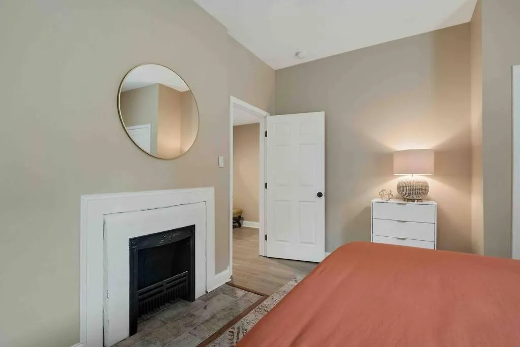 Villa Memphis Midtown Oasis In The Heart Of Midtown!