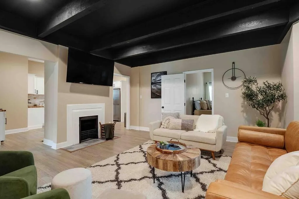 Memphis Midtown Oasis In The Heart Of Midtown! 빌라